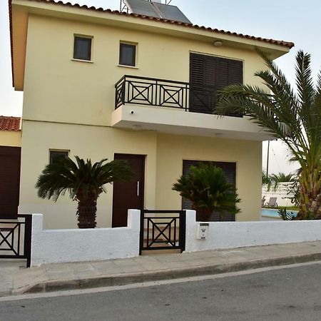 Limni Pool House Villa Oroklini Buitenkant foto